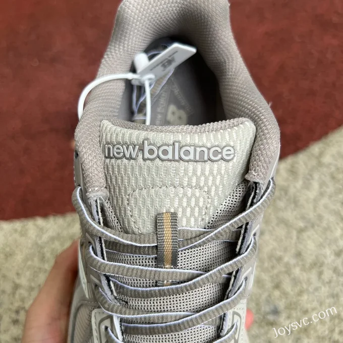 New Balance 860 Beige Grey Retro Dad Shoes ML860KR2