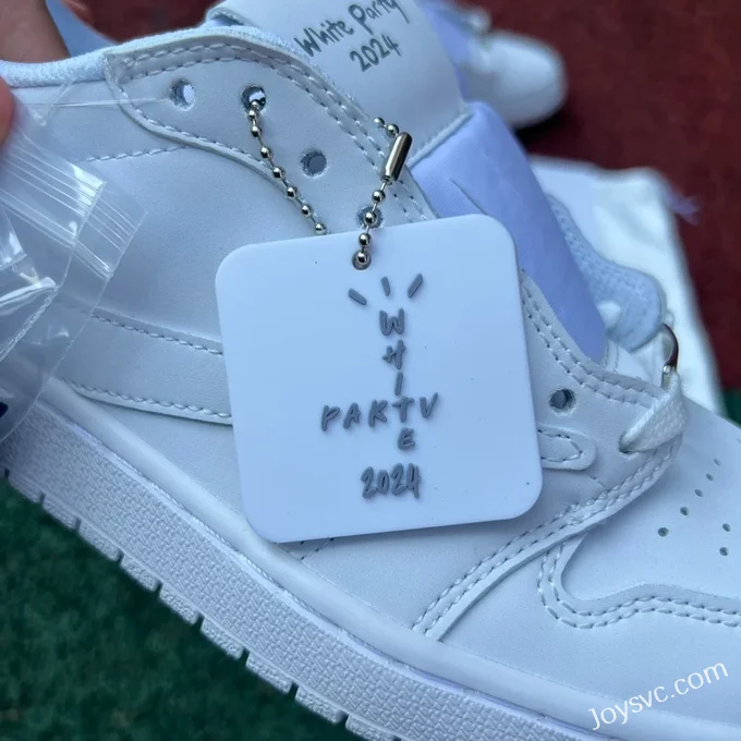 Travis Scott x Air Jordan 1 Low Golf DM7866-202 Triple White Reverse Swoosh