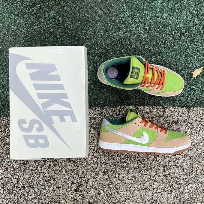 Nike SB Dunk Low Dinner Plate Green FQ7585-200