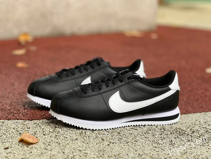 Nike Cortez Black White Classic Sneakers DM4044-001