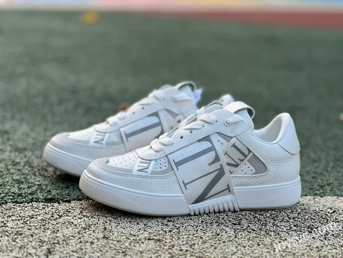 Valentino VL7N Leather Sneakers in Pure White