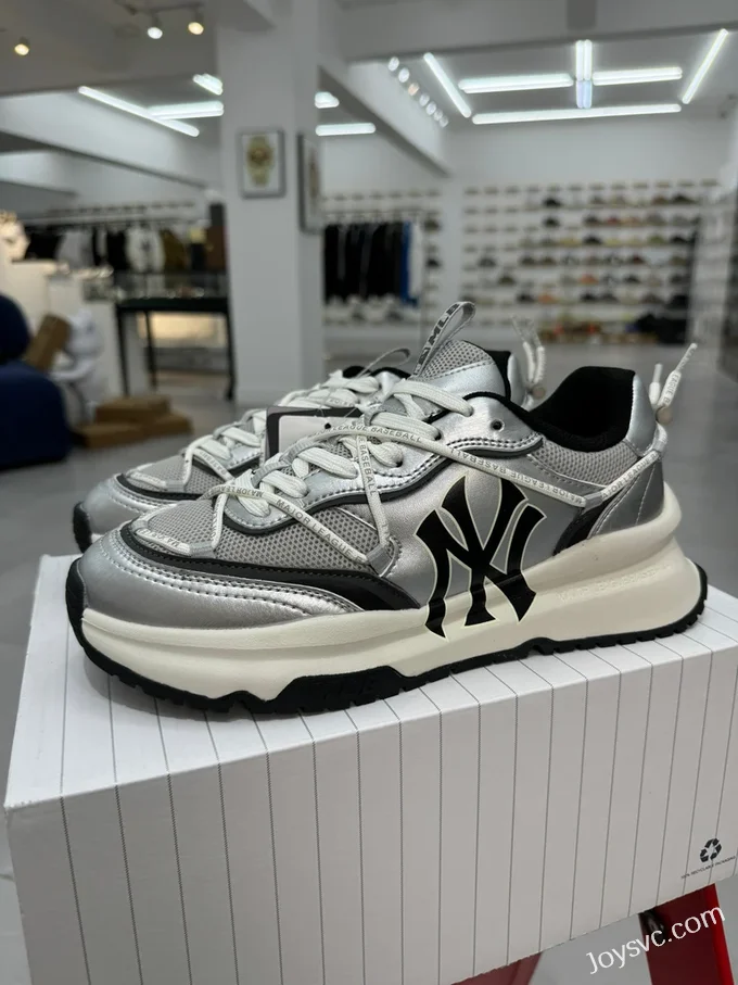 MLB Chunky Runner Black Silver Running Shoes