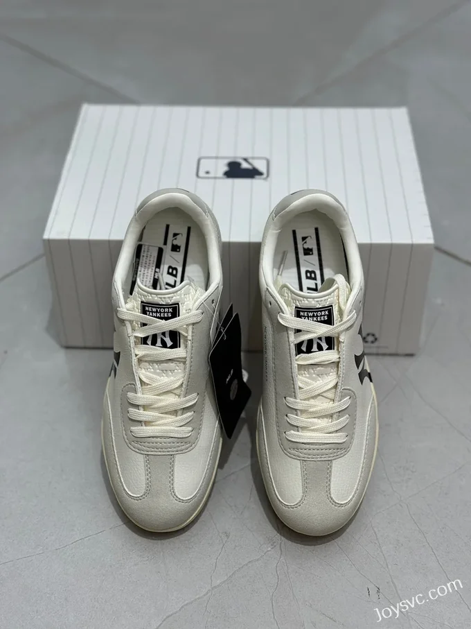 MLB Squeeze Ivory White Training Shoes