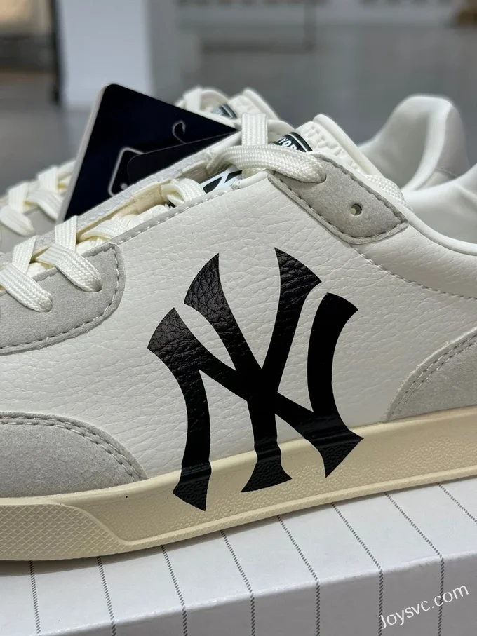 MLB Squeeze Ivory White Training Shoes