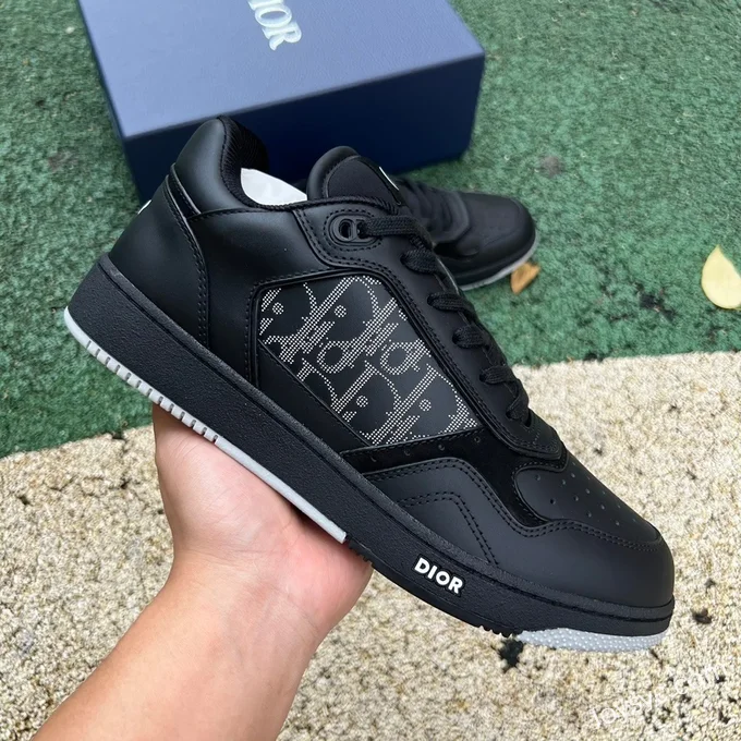 DIOR B27 Low Top Black Sneakers