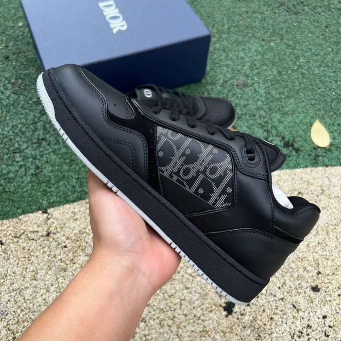 DIOR B27 Low Top Black Sneakers