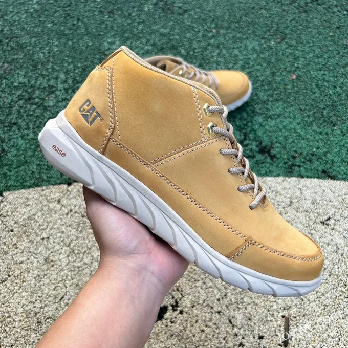 Caterpillar Mid Wheat Yellow Boots - Rugged Outdoor Footwear