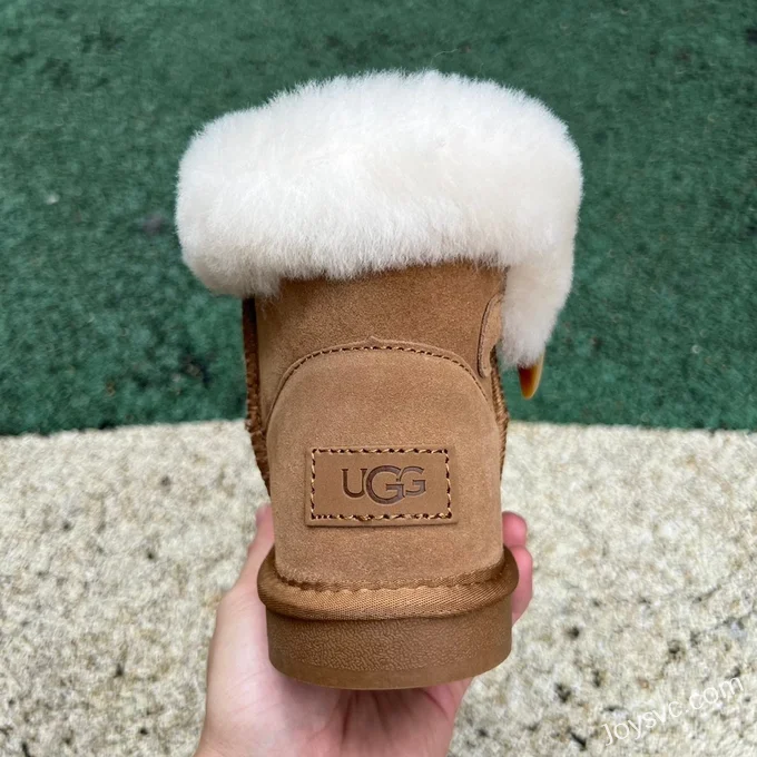 UGG Flat Sole Brown Fur Mid Top Boots