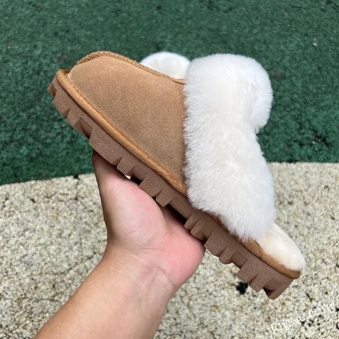 UGG Fur Slippers Brown