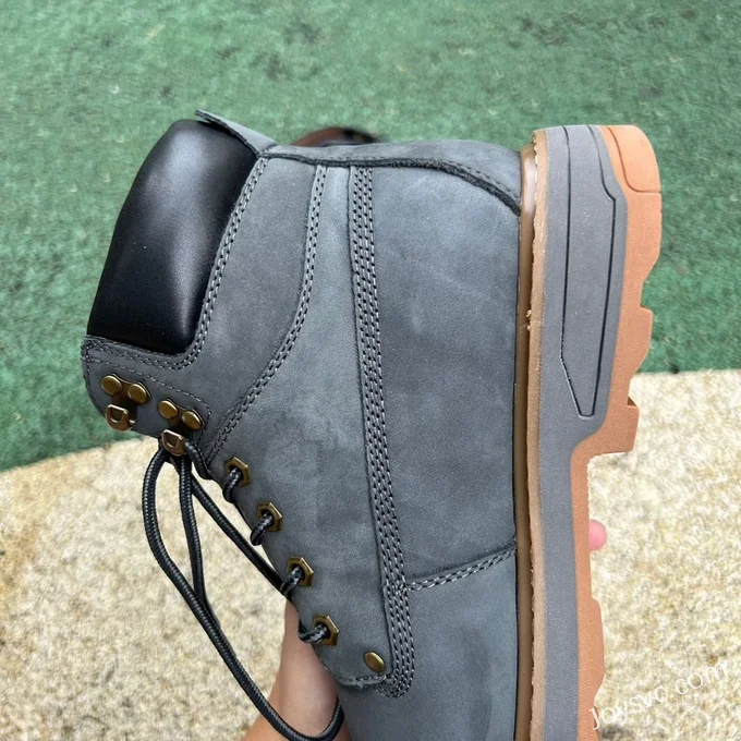 Timberland Courmayeur Valley Work Boots in Grey