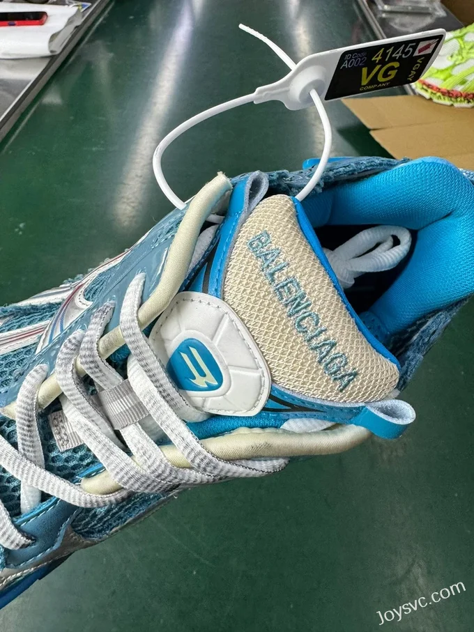 Balenciaga Runner 7.5 Blue Sneakers