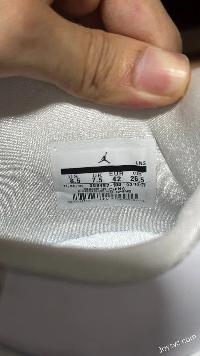 LJR AJ4 White Cat