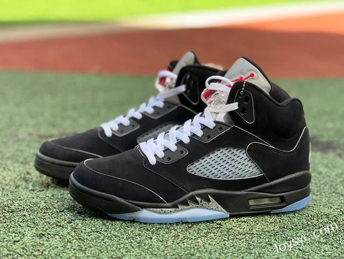 Air Jordan 5 Black Metallic Reimagined Retro HF3975-001