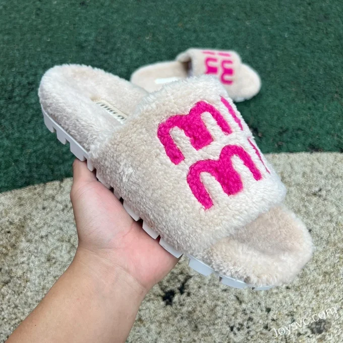 MIU MIU Fur Slippers