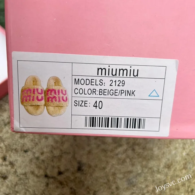 MIU MIU Fur Slippers