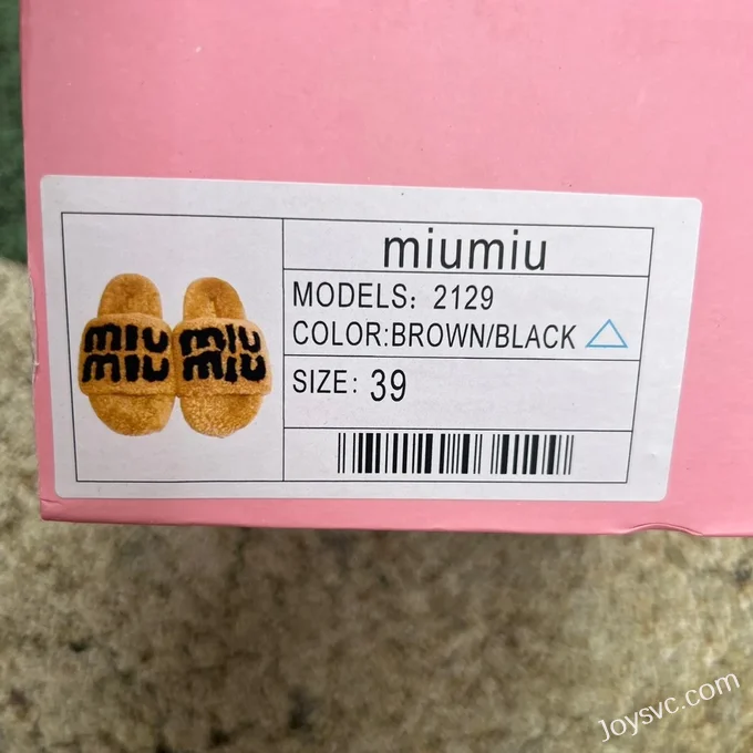 MIU MIU Fur Slippers