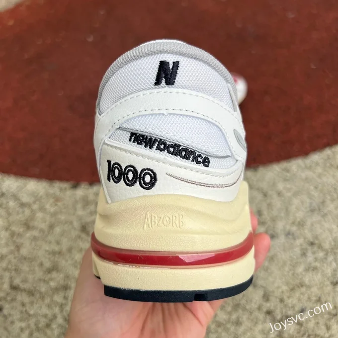 NB 1000 Beige Red New Balance M1000 Classic Retro Sneakers M1000CB