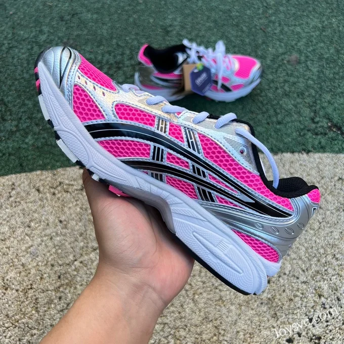 Asics Gel-Kayano 14 in Silver and Pink