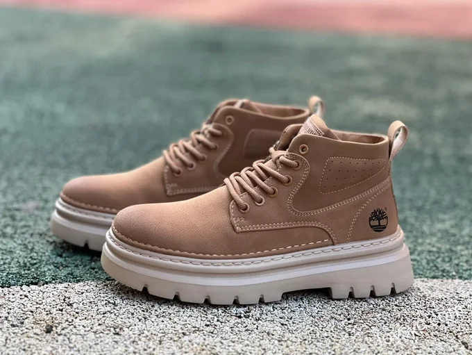 Timberland Mid-Top Boots in Brown