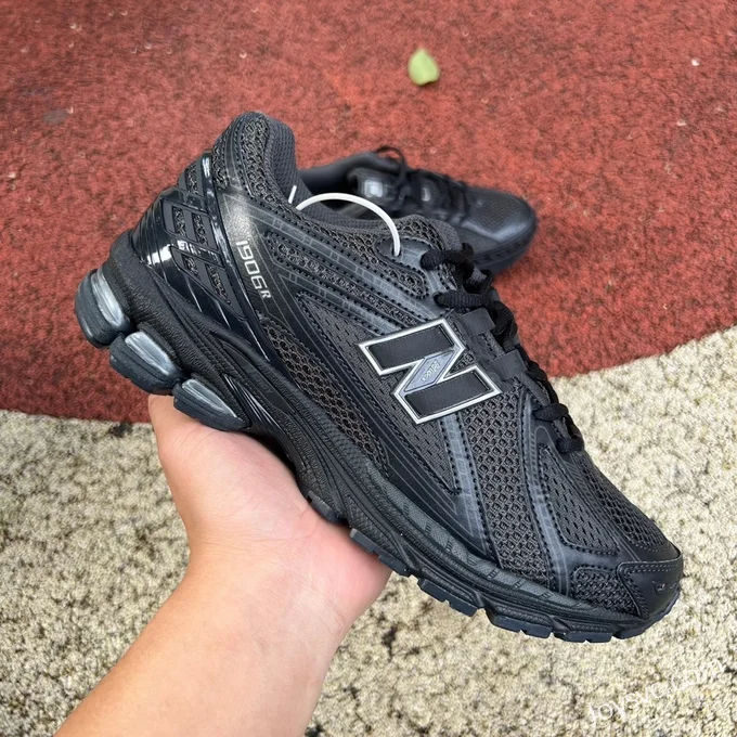 NB 1906 Black New Balance 1906R Retro Running Shoes M1906RJB