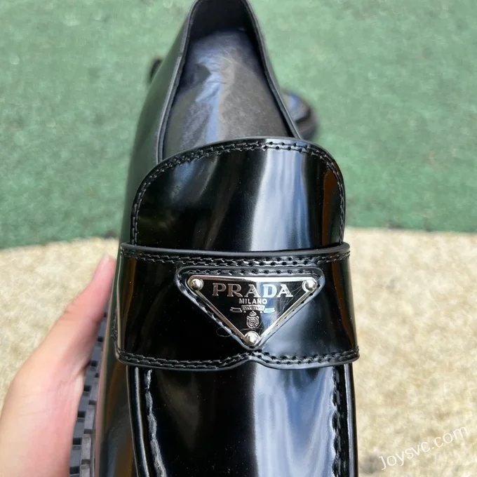 PRADA Leather Round Toe Loafer Shiny Black